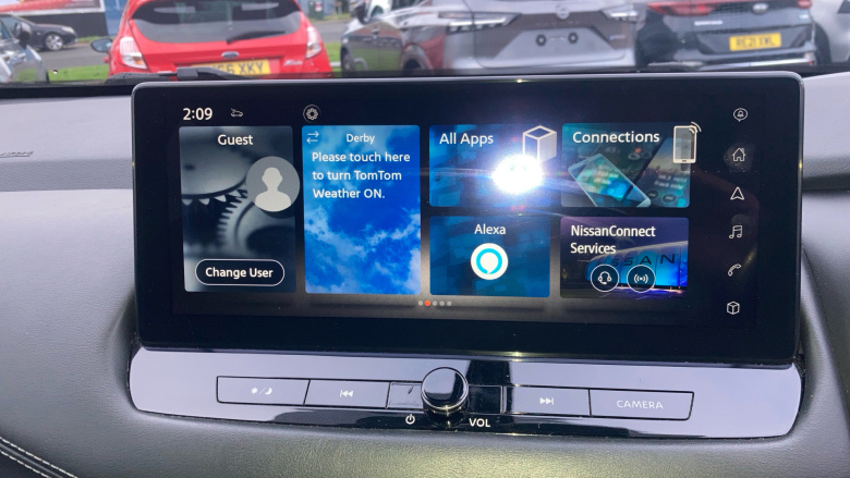 Nissan Qashqai 1.3 DiG-T MH N-Connecta 5dr Petrol Hatchback